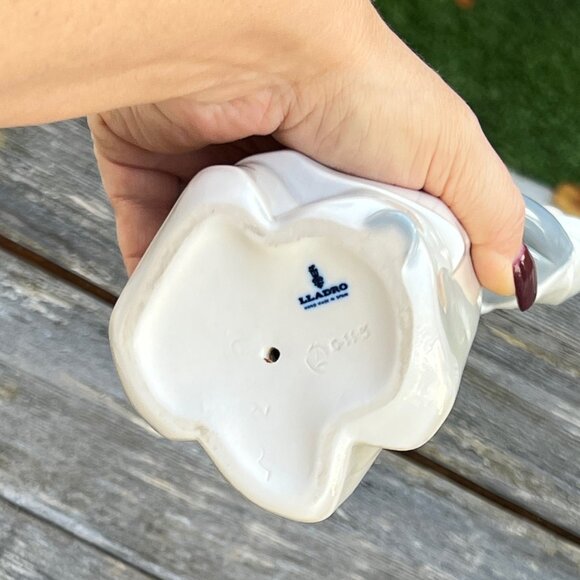 Vintage LLADRO Porcelain Figurine #4584 Girl With Lamb 10.5" Spain Sheep - Picture 9 of 9